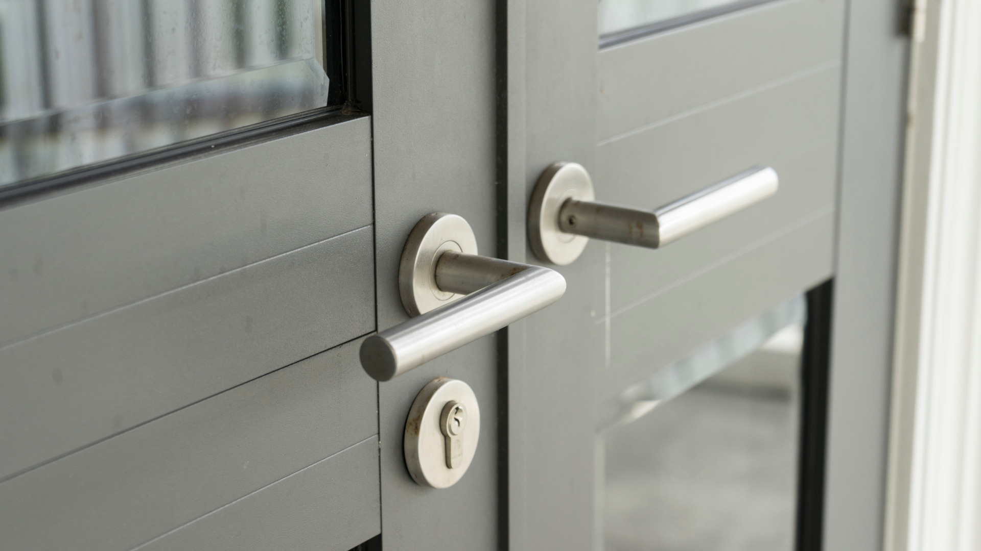 stock:door-handle-repairs